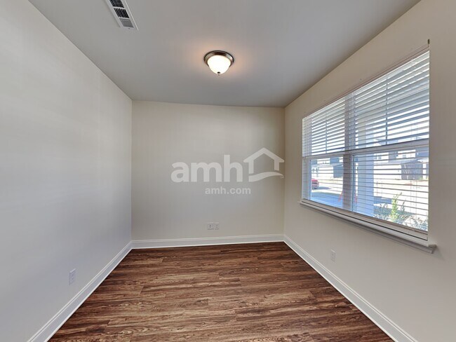 Building Photo - 4770 Chutney Drive