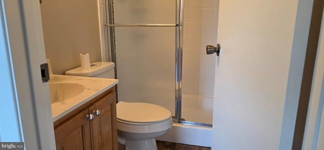 Building Photo - 5870 Chipwood Ct