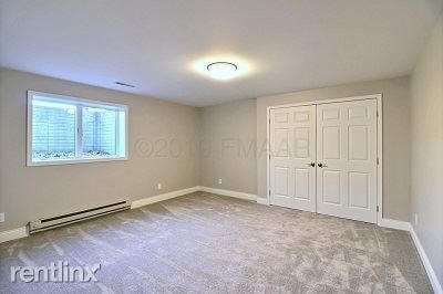 Building Photo - 4225 Timberline Dr S
