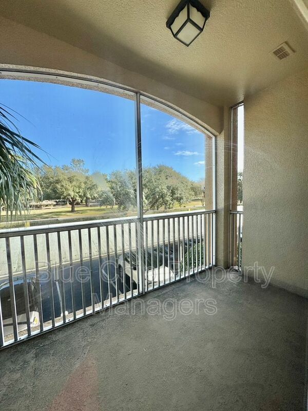 Building Photo - 6402 Cava Alta Dr