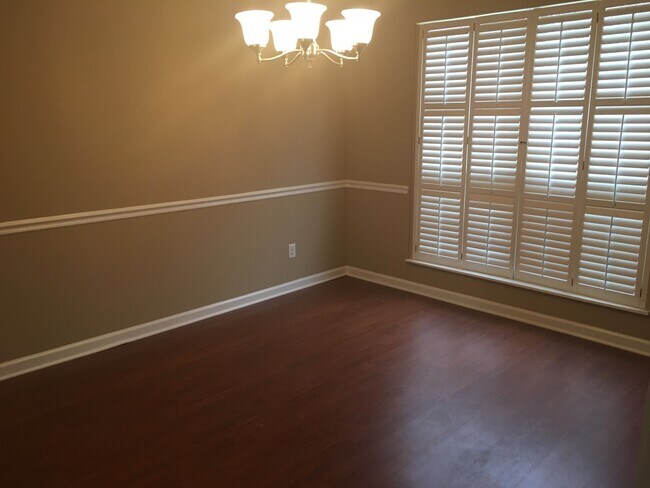 Building Photo - 3BR/ 2.5BA, home in Bearden - 2 living areas