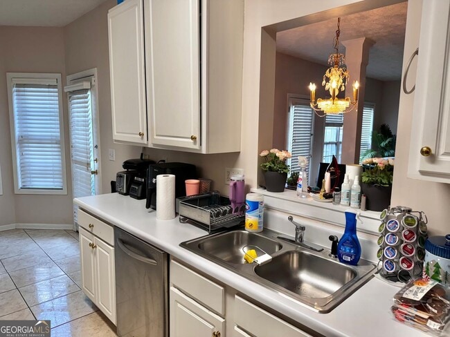 Building Photo - 1481 Edgeley Way