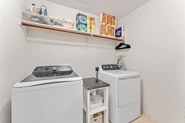 Building Photo - 5705 Piedra Dr