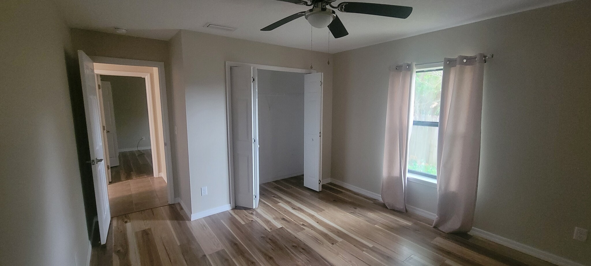 Bedroom 2 - 2185 N Normandy Blvd