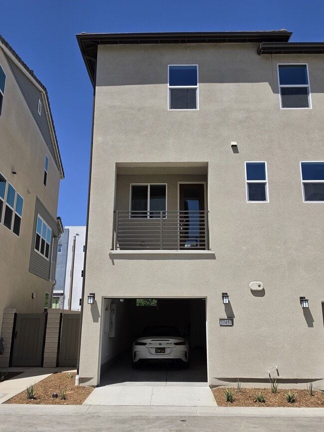 Building Photo - 27457 Novella Ln