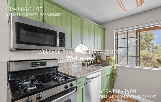 Building Photo - 4775 Seminole Dr