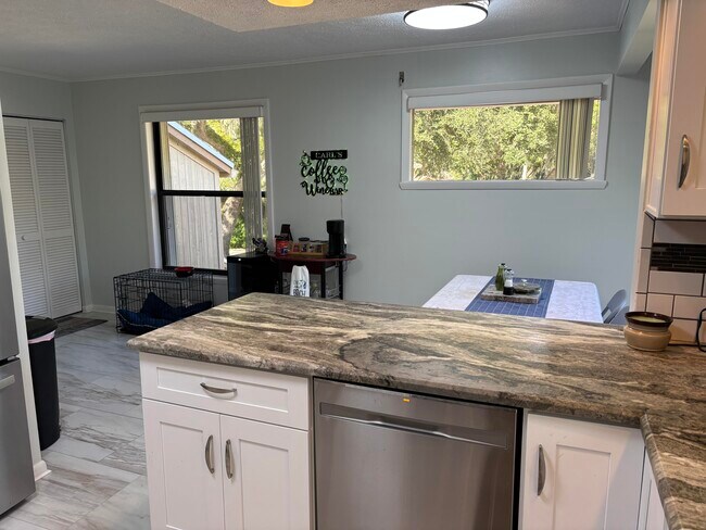 Building Photo - 5218 SE Schooner Oaks Way