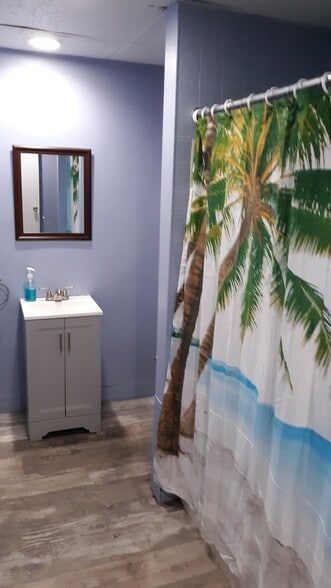 Building Photo - 16 Goethe St