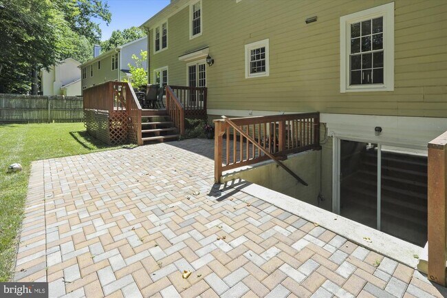 Building Photo - 8225 Osage Ln