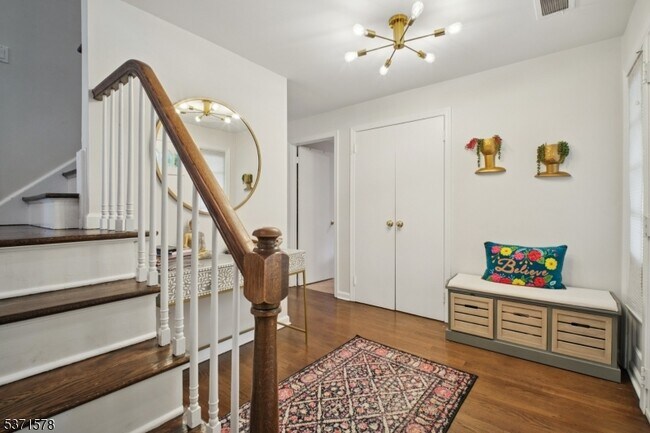 Building Photo - 5 Trombley Dr