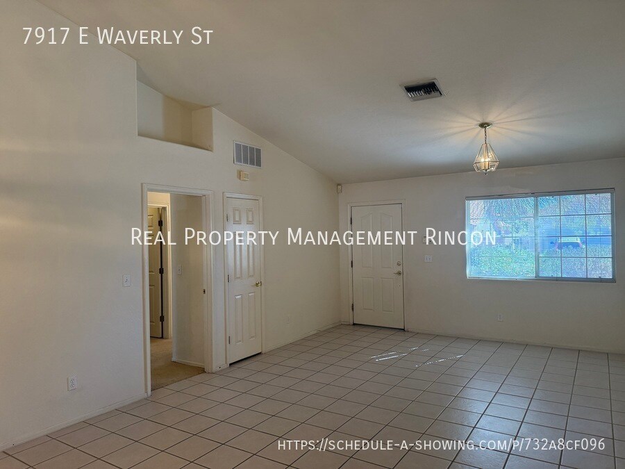 Building Photo - 7917 E Waverly St