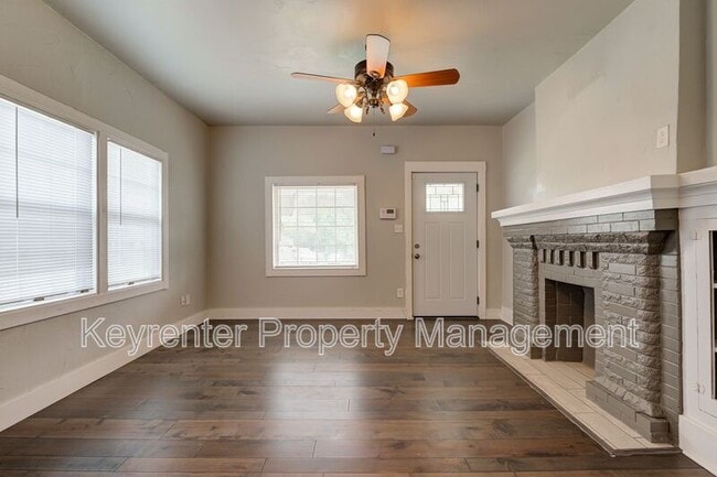 Building Photo - 1444 NE 13th St