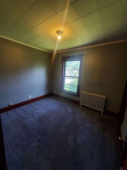 Building Photo - 135-137 Garfield Ave