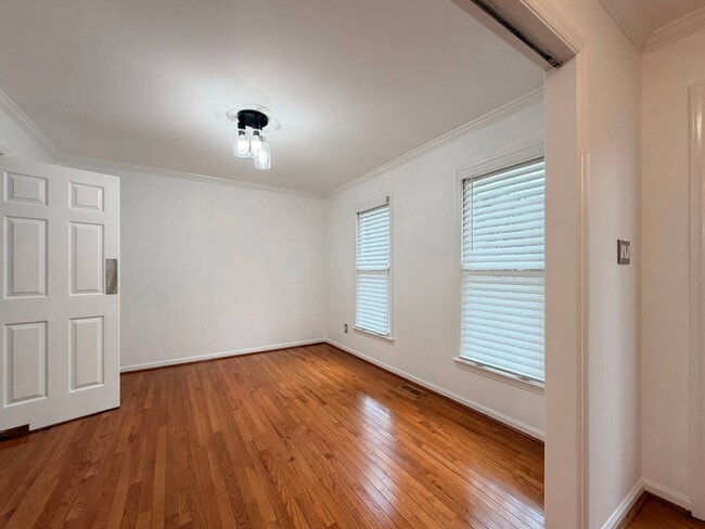 Building Photo - 110 Waltons Creek Rd