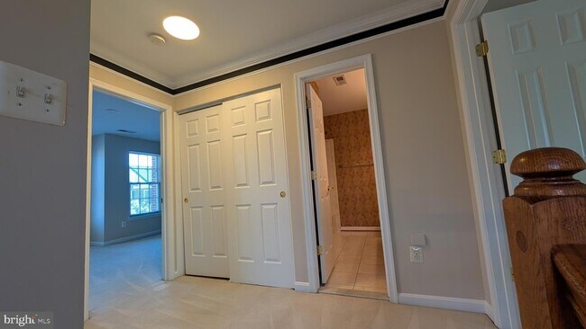 Building Photo - 42681 Rolling Rock Square