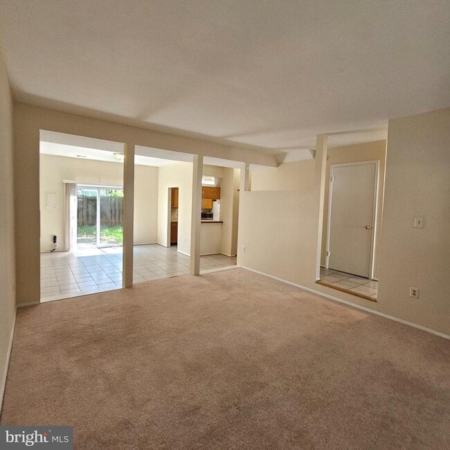 Building Photo - 8994 Bonham Cir