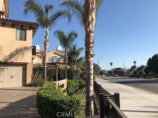 Building Photo - 728 N Atlantic Blvd