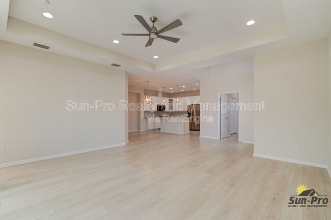 Building Photo - 301 Low Tide Ln