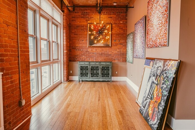 Building Photo - 1 Capron St