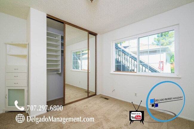 Building Photo - Benicia! Downstairs two bedroom, two baths...
