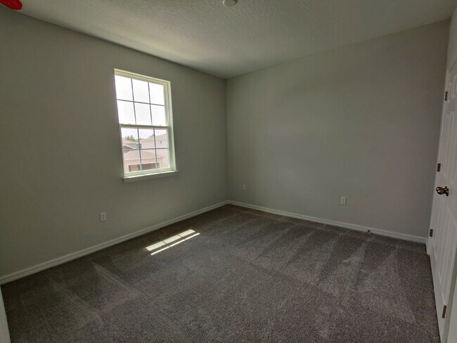 Building Photo - 5106 Sea Mist Ln