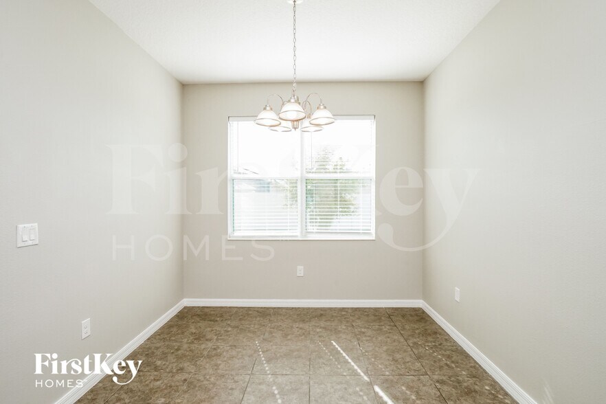 Building Photo - 1735 Boat Launch Road