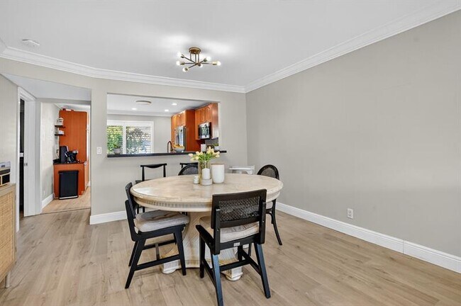 Building Photo - 55 SE 14th St