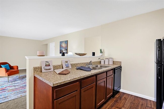 Building Photo - 3771 Cornell Dr