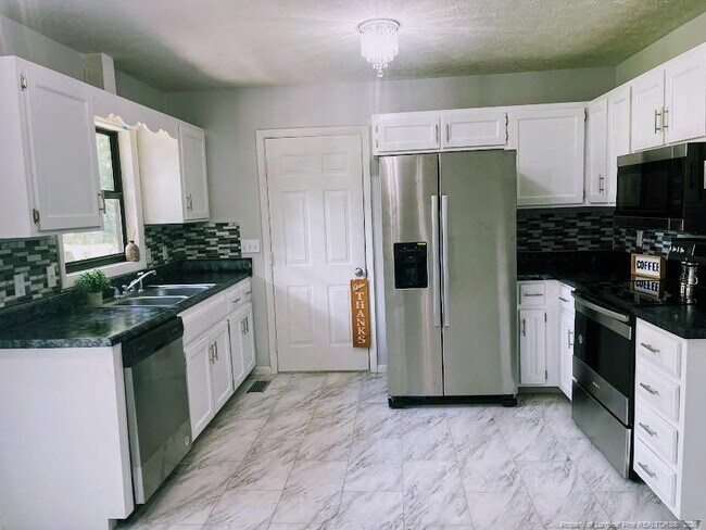 Building Photo - 1366 Worstead Dr