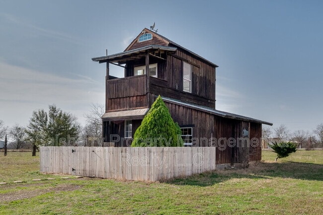 Primary Photo - 7584 Ben Day Murrin Rd