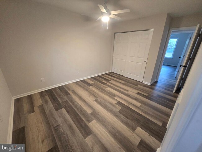 Building Photo - 18 Kristina Ct