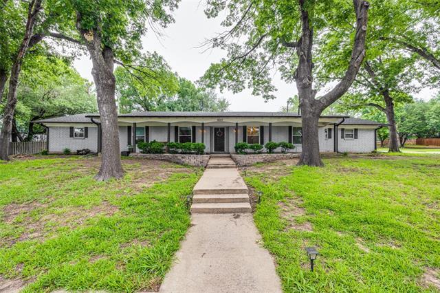 Building Photo - 1507 Greenbrier Dr