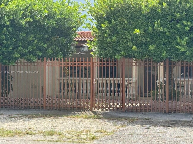 Primary Photo - 505 NW 117th St