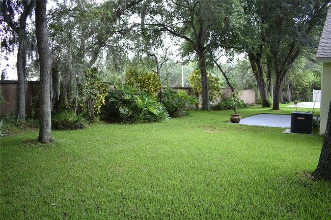 Building Photo - 2132 Brandon Park Cir