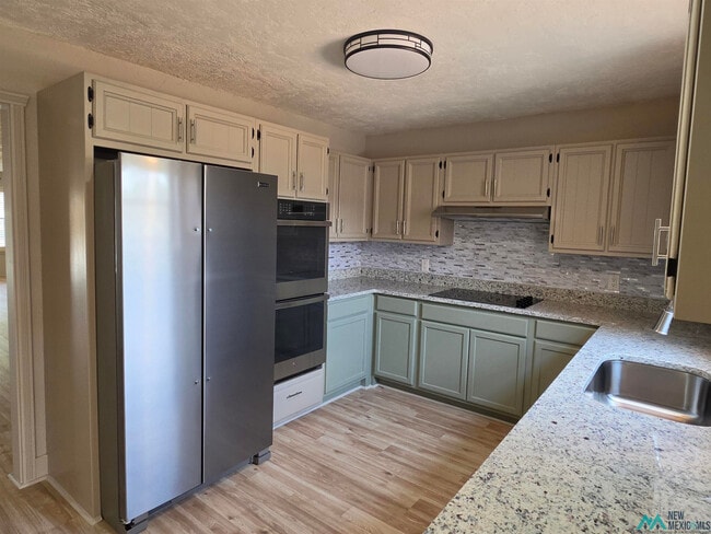Building Photo - 2125 Circlewood Pl