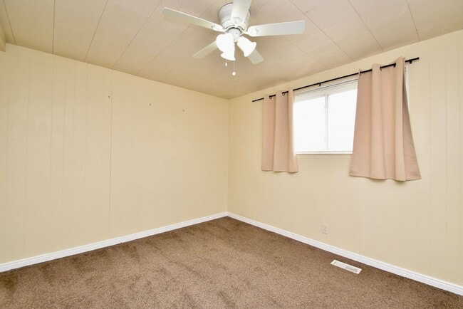 Building Photo - 7211 Ramanee Dr