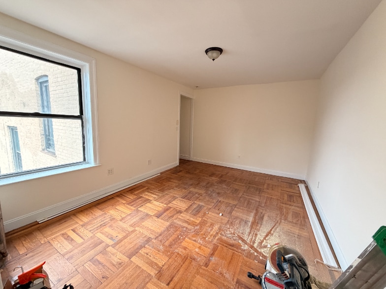 Building Photo - 1649 Edison Ave