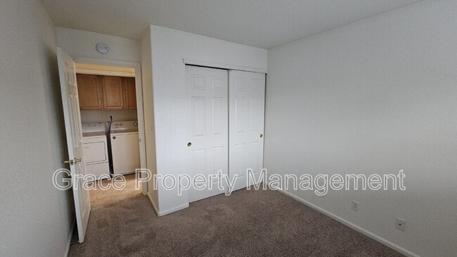 Building Photo - 11016 Claude Ct