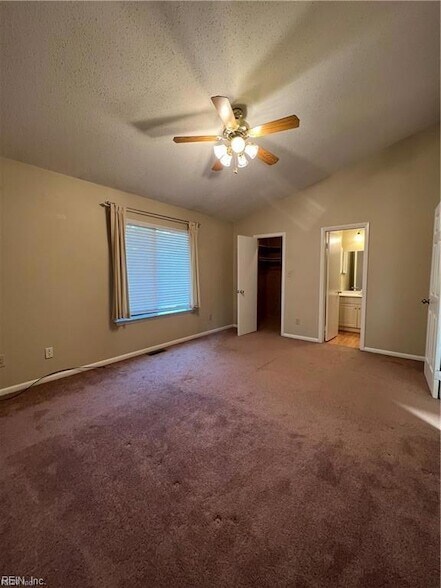 Building Photo - 4396 Silverleaf Dr