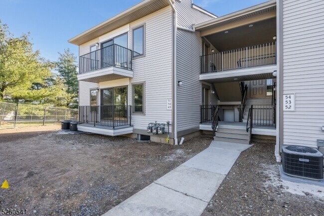 Building Photo - 50 Sam Bonnell Dr