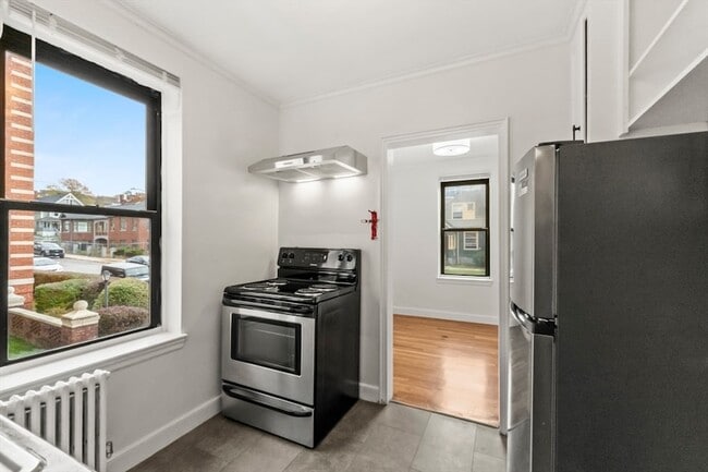 Building Photo - 38-40 Cedar Street Unit 141