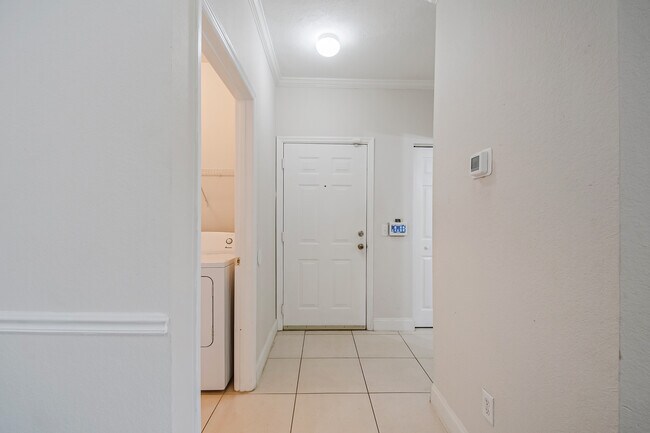 Building Photo - 3611 Conroy Rd