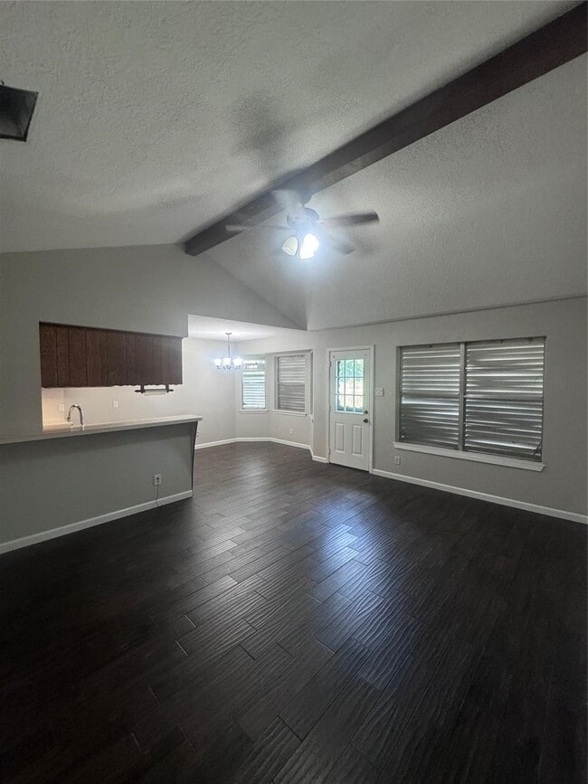 Building Photo - 7910 Jonquil Dr