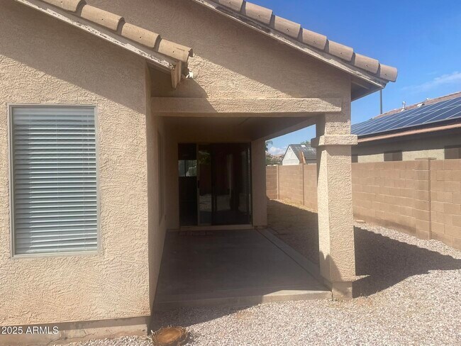 Building Photo - 3831 E Wyatt Way
