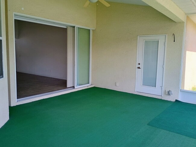 Building Photo - ??????Rent Lowered $ 1,950.00