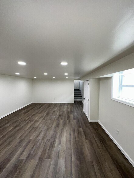 Building Photo - 220 Lafayette Ave