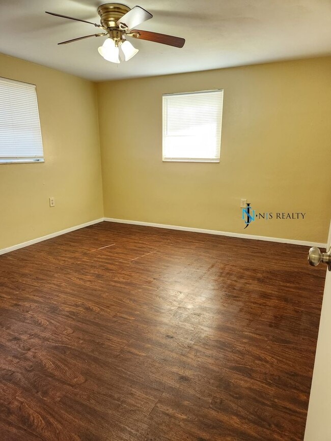 Building Photo - 1350 Whitehall Ln