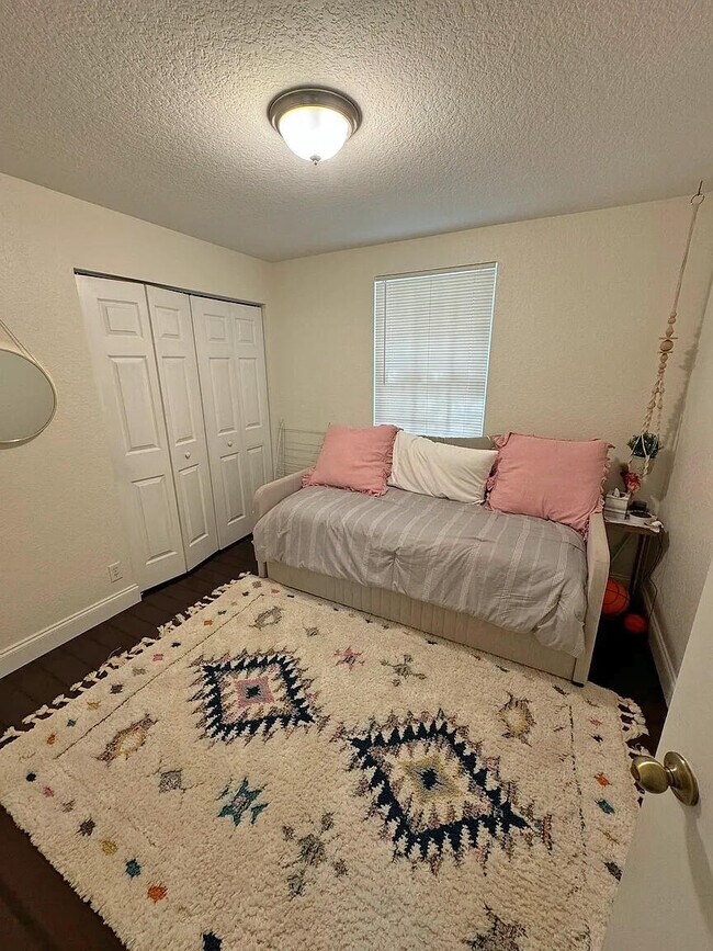 Building Photo - 4533 Highgate Dr