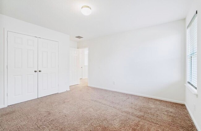 Building Photo - 8123 Leisure Pt Dr