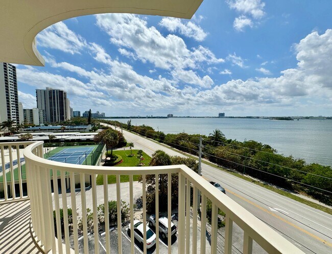 Building Photo - 5480 N Ocean Dr